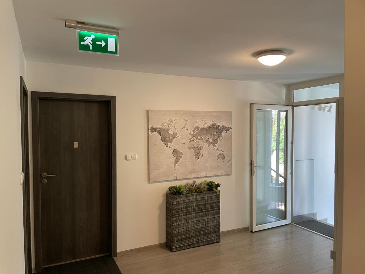 Benevia Apartments Pecs Luaran gambar
