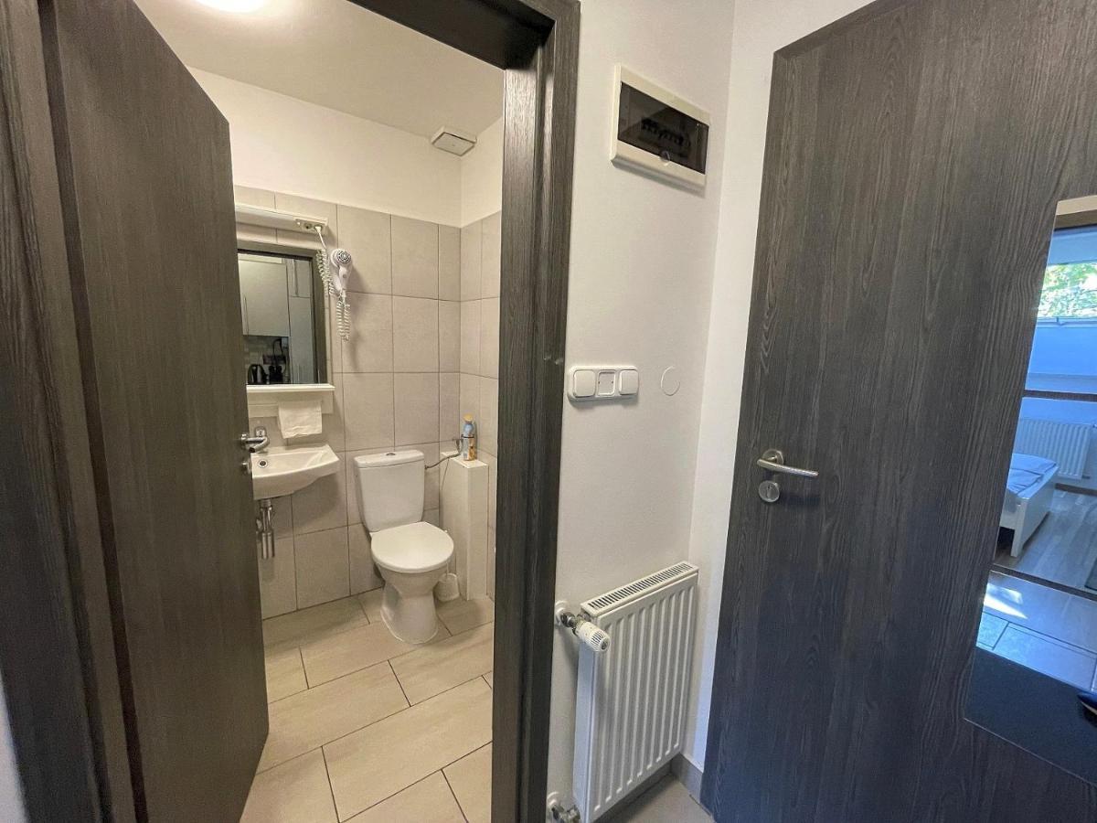 Benevia Apartments Pecs Luaran gambar