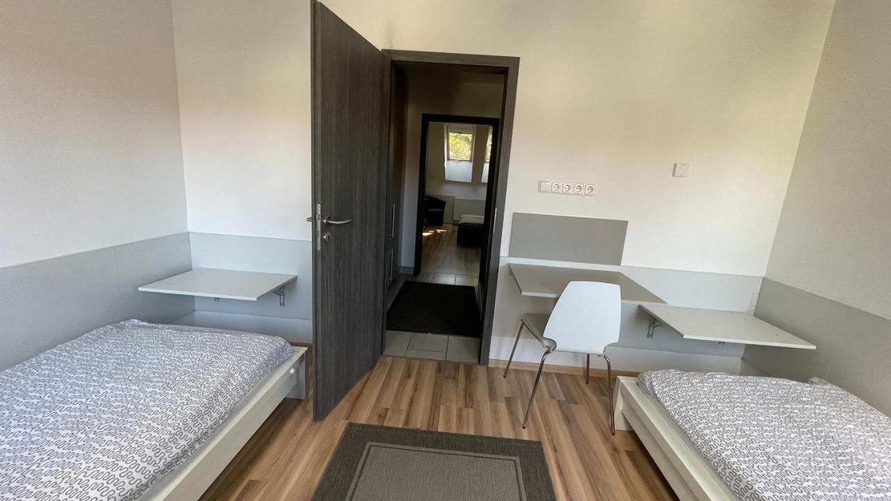 Benevia Apartments Pecs Luaran gambar
