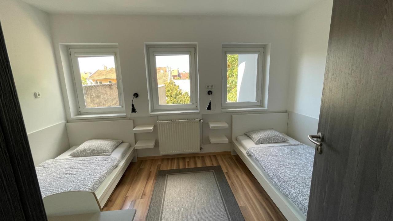 Benevia Apartments Pecs Luaran gambar