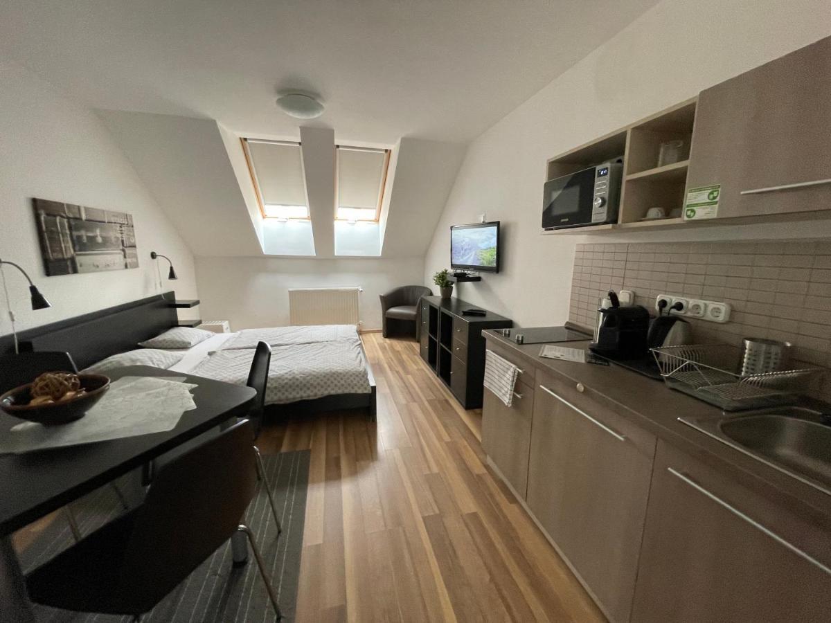 Benevia Apartments Pecs Luaran gambar